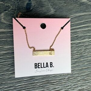 Gold Bar Initial Necklace "E"